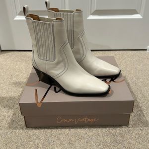 Crown Vintage Kanaria Western Bootie